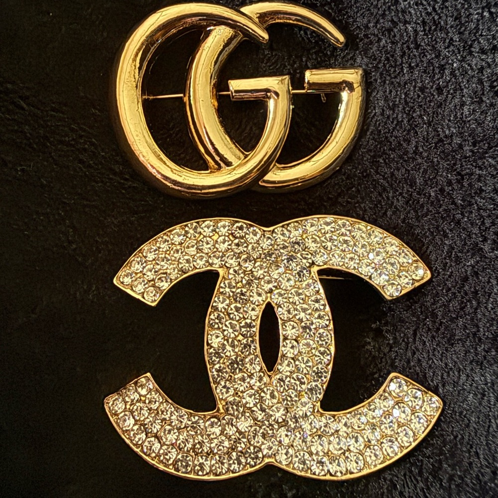 Brooch Set